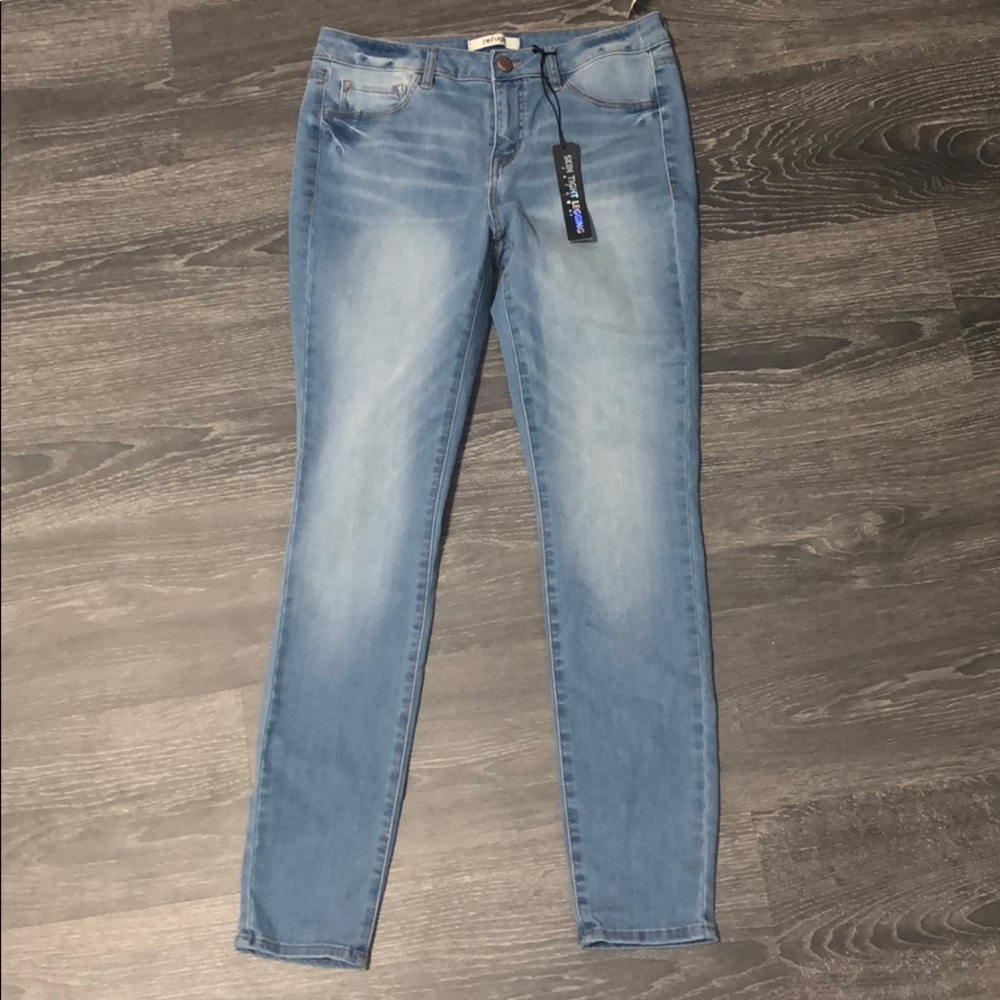 Blue skinny jeans